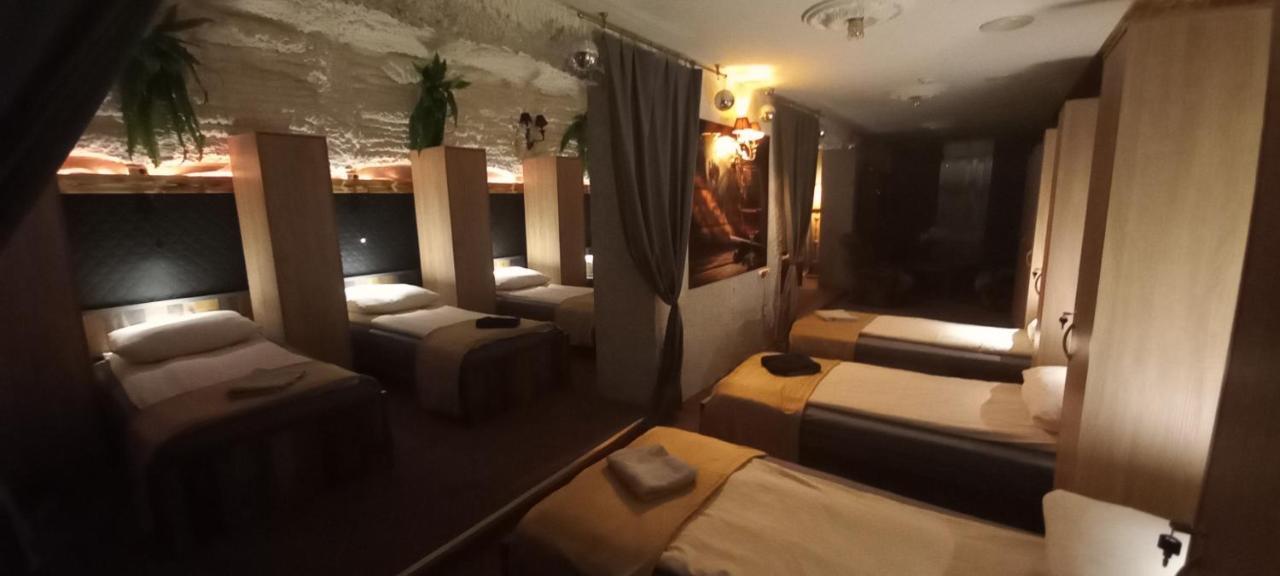 Zajazd Albatros Rzeszow Spa Buitenkant foto