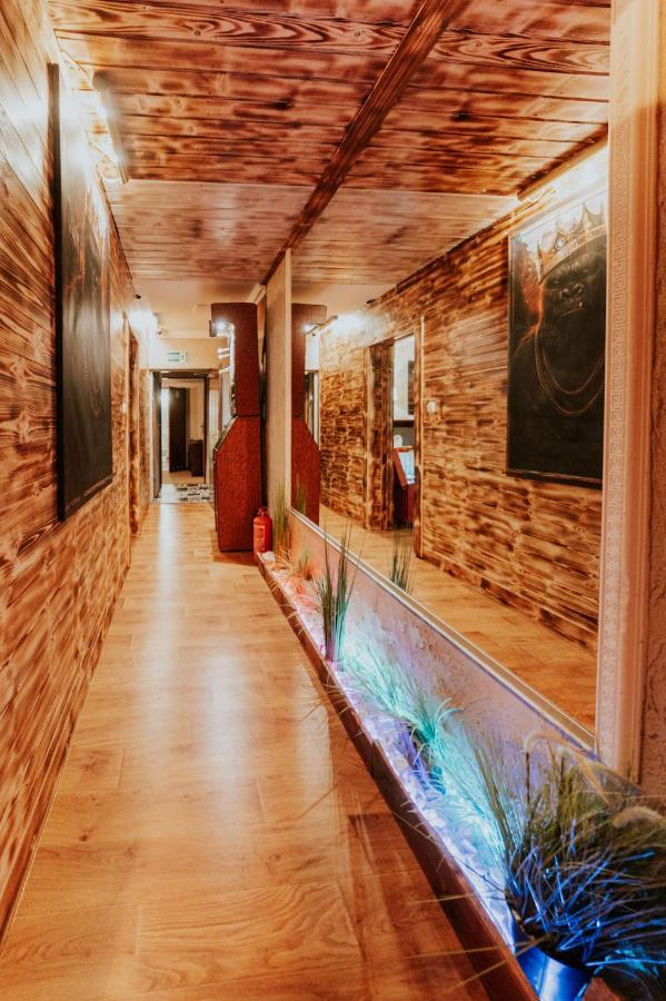 Zajazd Albatros Rzeszow Spa Buitenkant foto