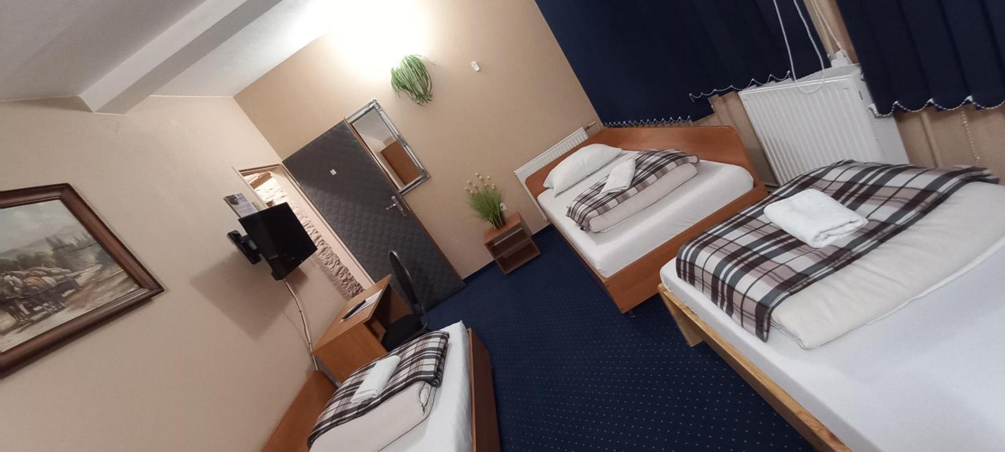 Zajazd Albatros Rzeszow Spa Buitenkant foto