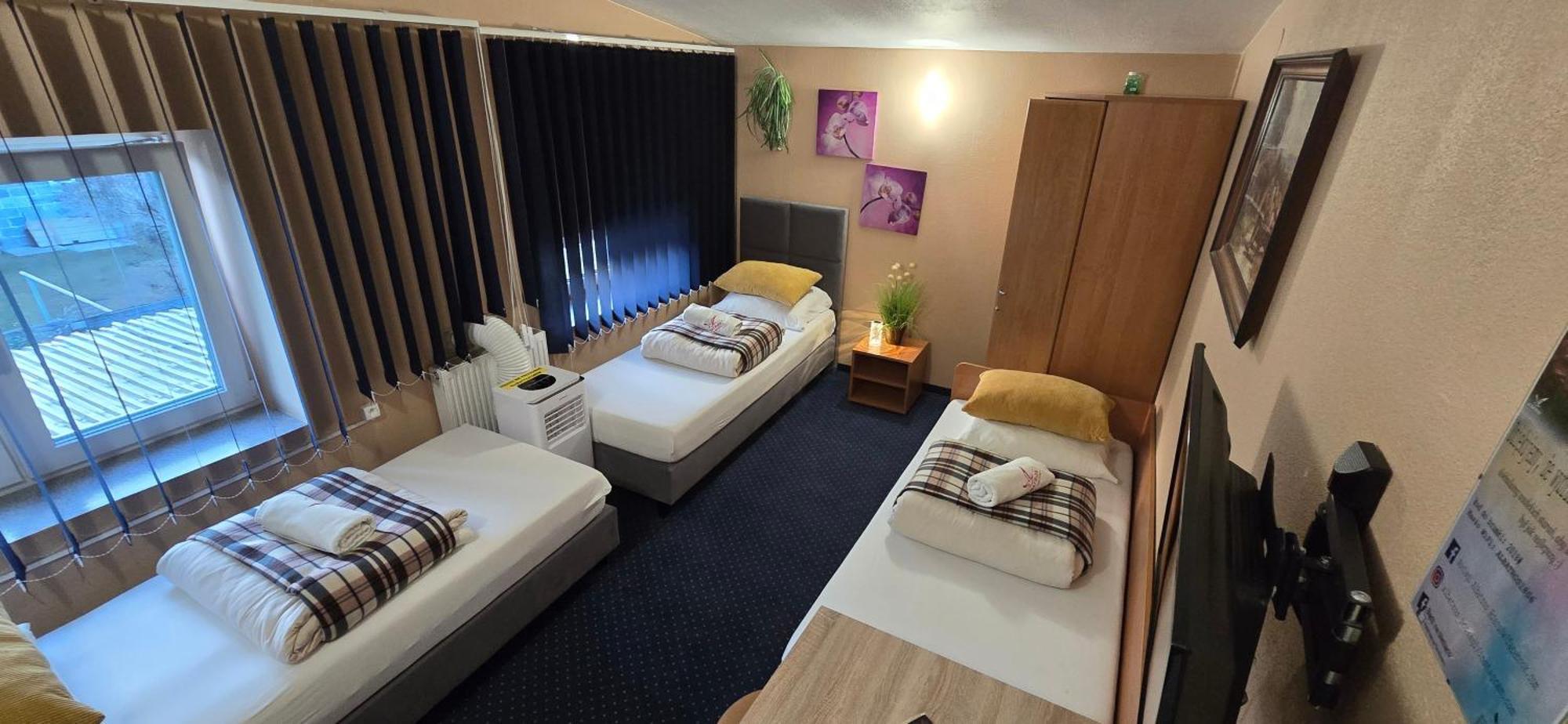 Zajazd Albatros Rzeszow Spa Buitenkant foto